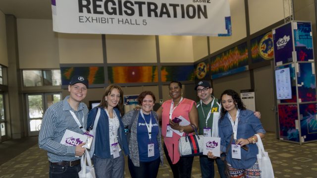 Registration at EDU 2017 by Luis Bustos